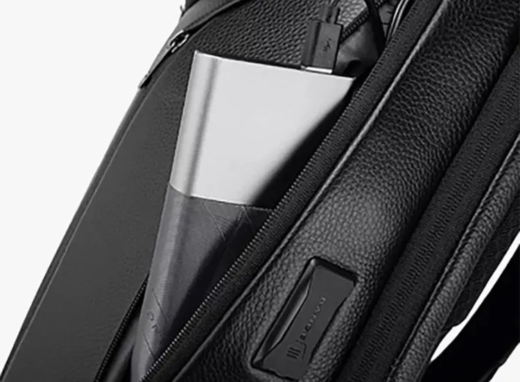کوله پشتی لپ تاپ 15.6 اینچ چرم ضد آب یو اس بی دار بنج Bange BG-6623 Leather Laptop Backpack