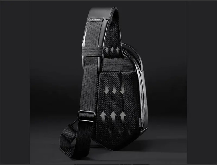 کوله تک بند منشوری با ظرفیت 7.9 اینچ دارای پورت USB بنج BANGE BG-7213 PRISM CROSSBODY BAG