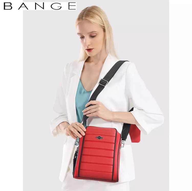 کیف دوشی ضد آب بنج Bange YD252